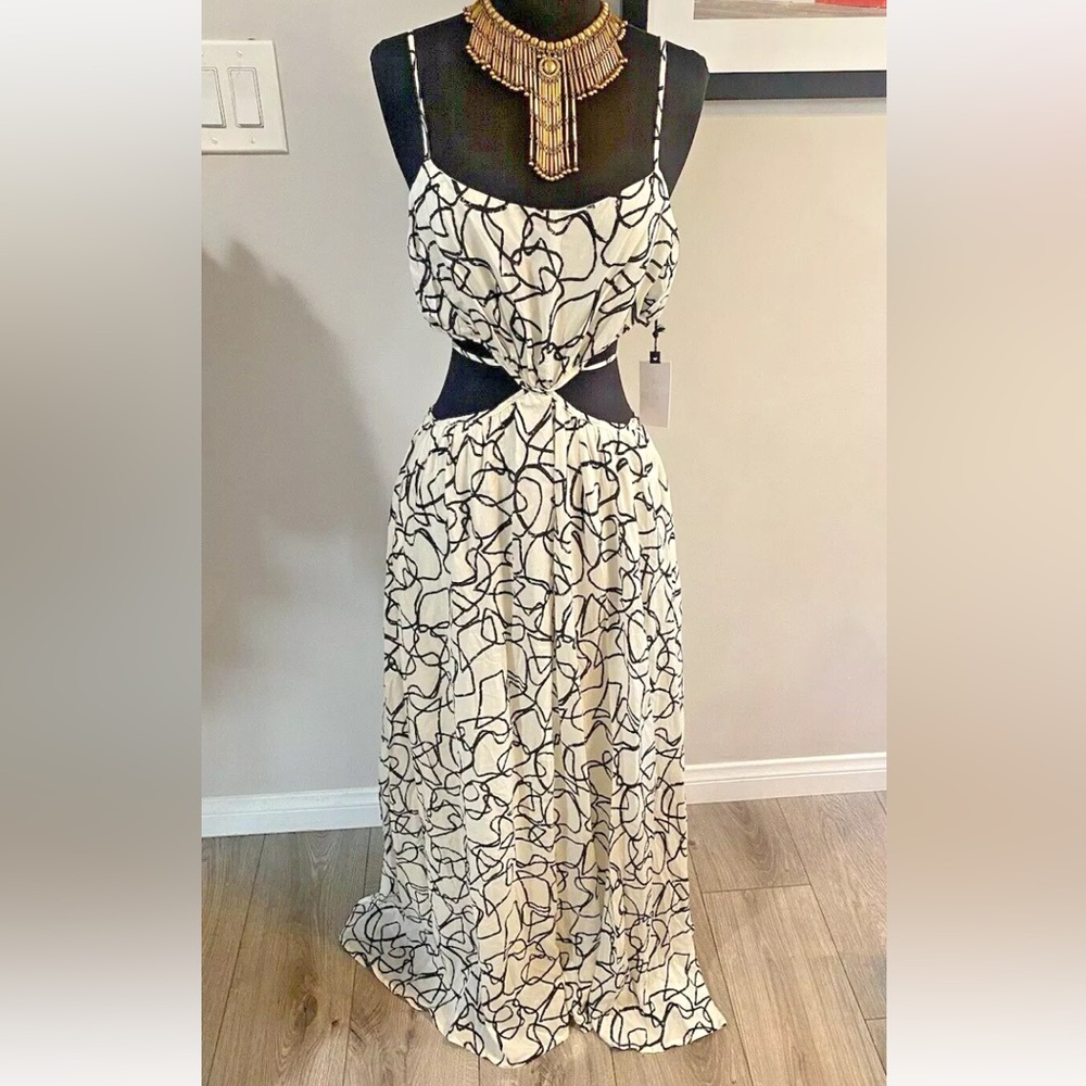 ASTR The Label Sanger White Swirl Print Maxi Dress S NWT Trendy Boho Chi…